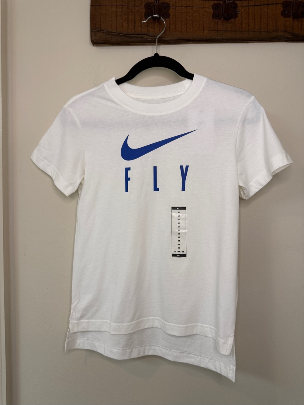 NWT Nike: Girl's White & Blue Short Sleeve Logo Tee, Fly, Size M